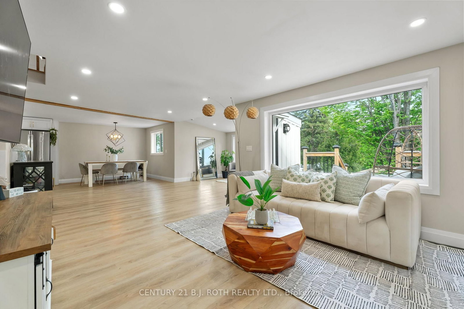390 Arthur Street • Orillia, ON photo 19