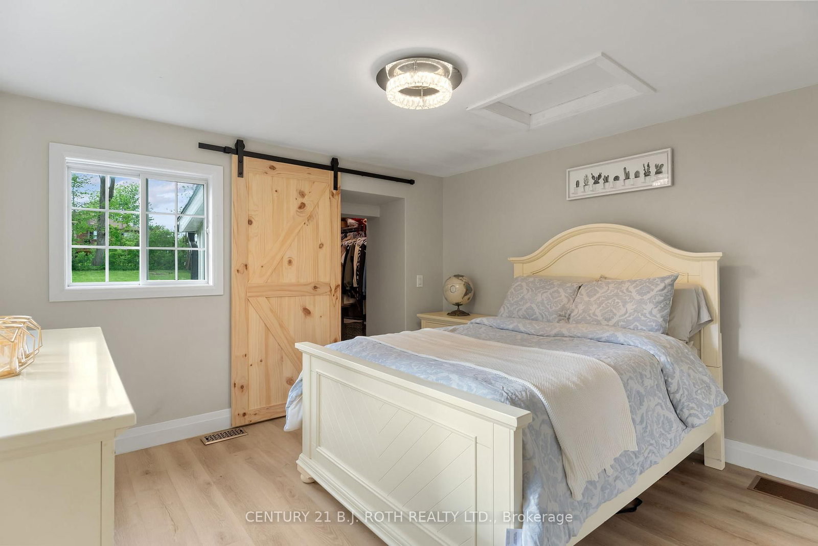 390 Arthur Street • Orillia, ON photo 22