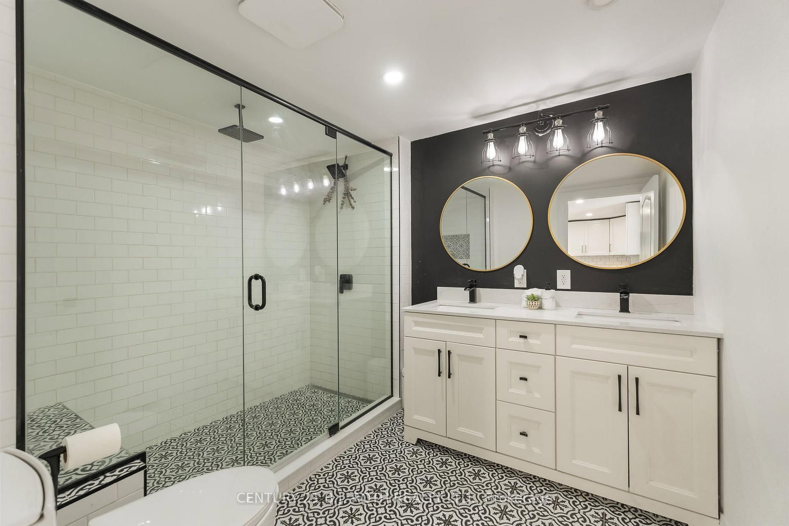 390 Arthur Street • Orillia, ON photo 26