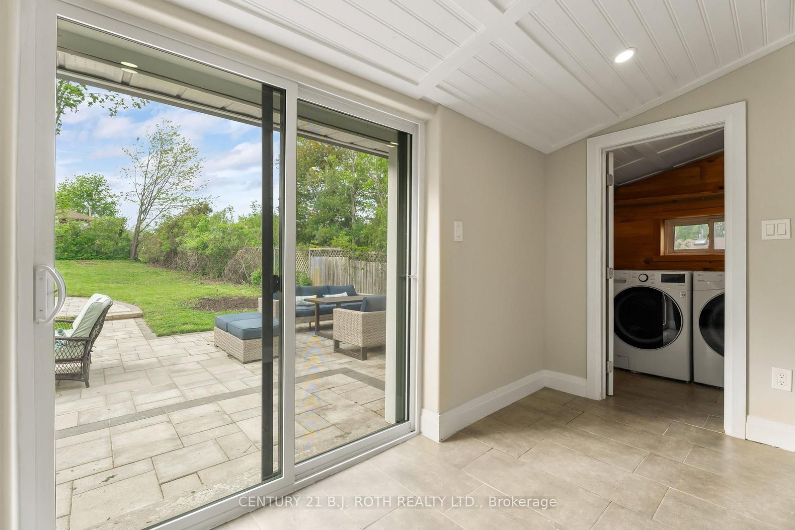 390 Arthur Street • Orillia, ON photo 29