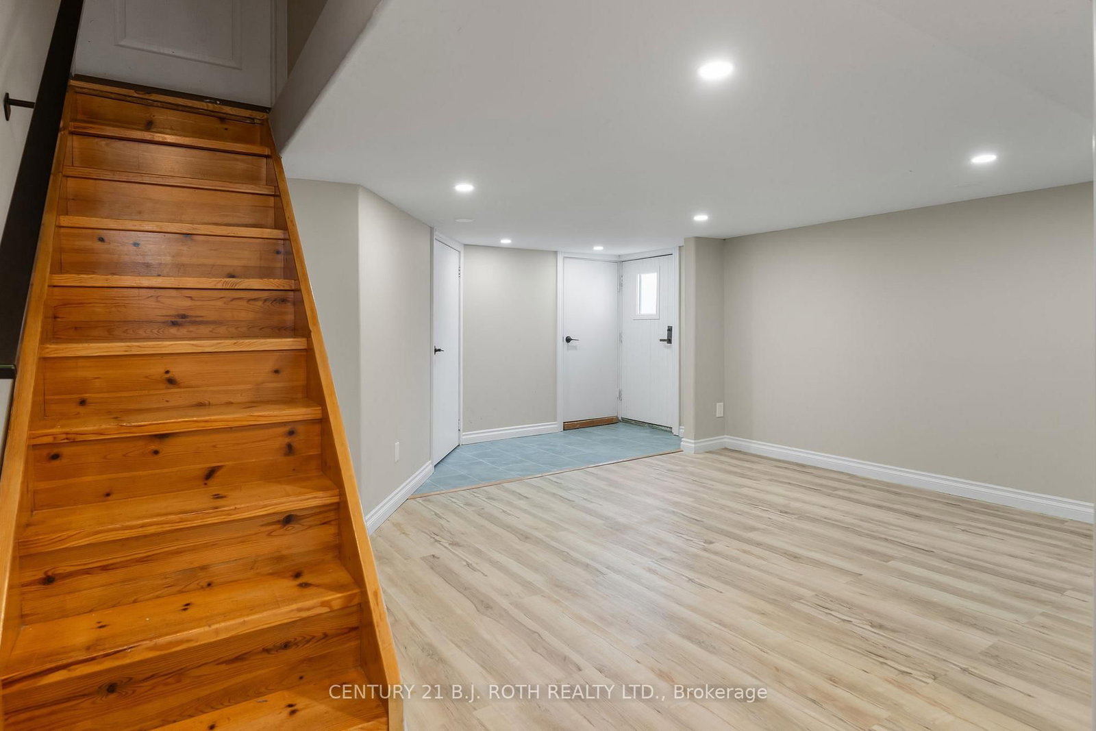 390 Arthur Street • Orillia, ON photo 35