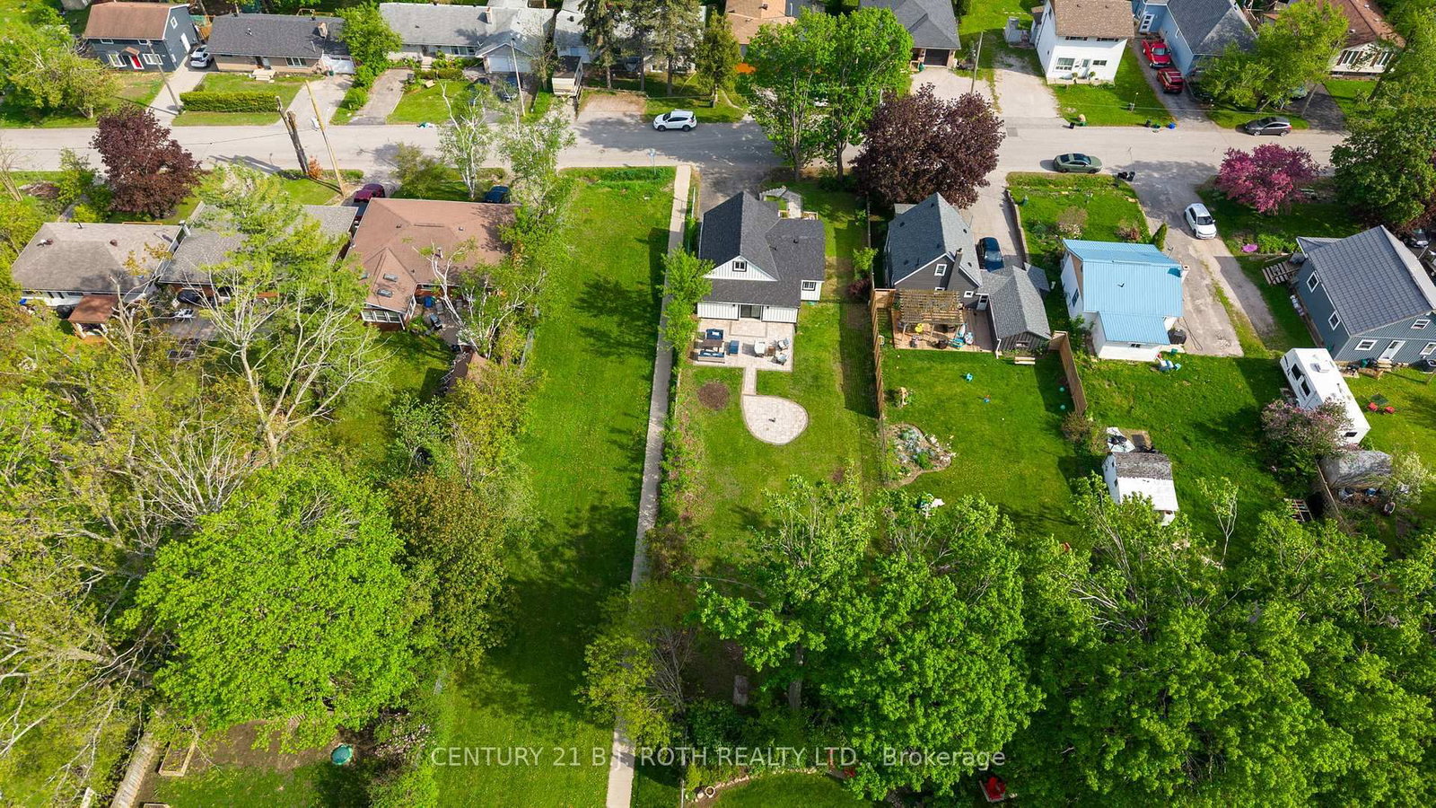 390 Arthur Street • Orillia, ON photo 46
