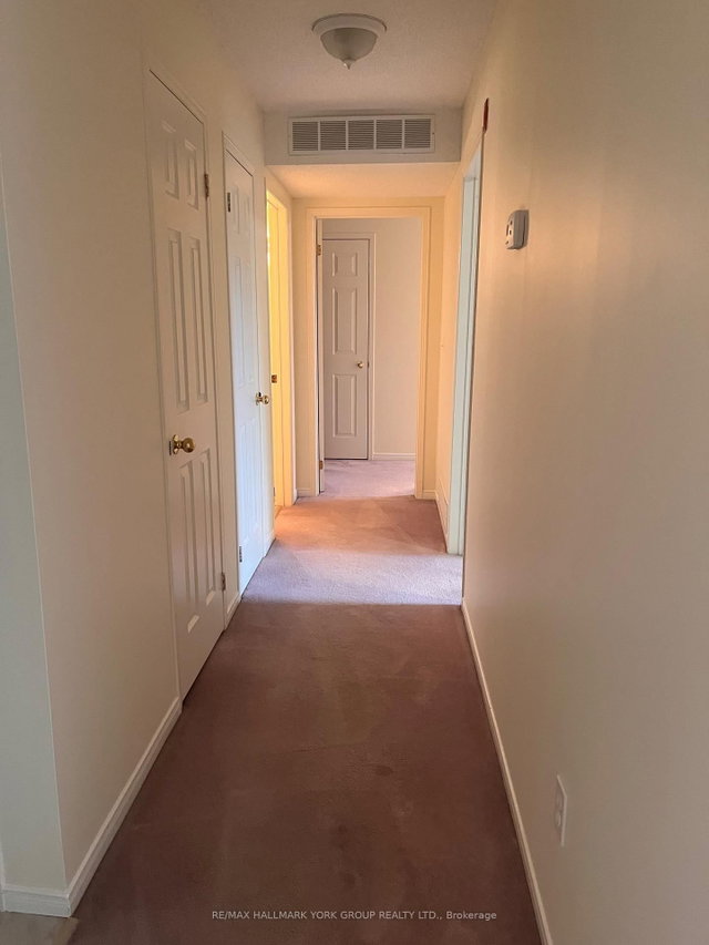 405 - 143 Edgehill Drive