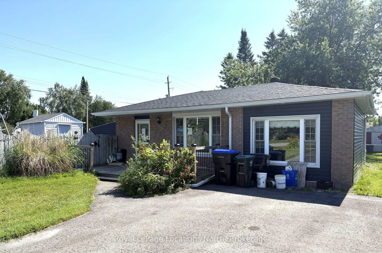 2 Lynn Street • Tiny, ON photo 1