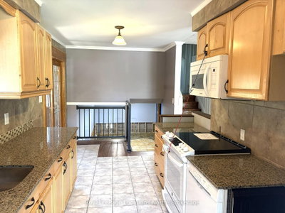 2 Lynn Street • Tiny, ON photo 2