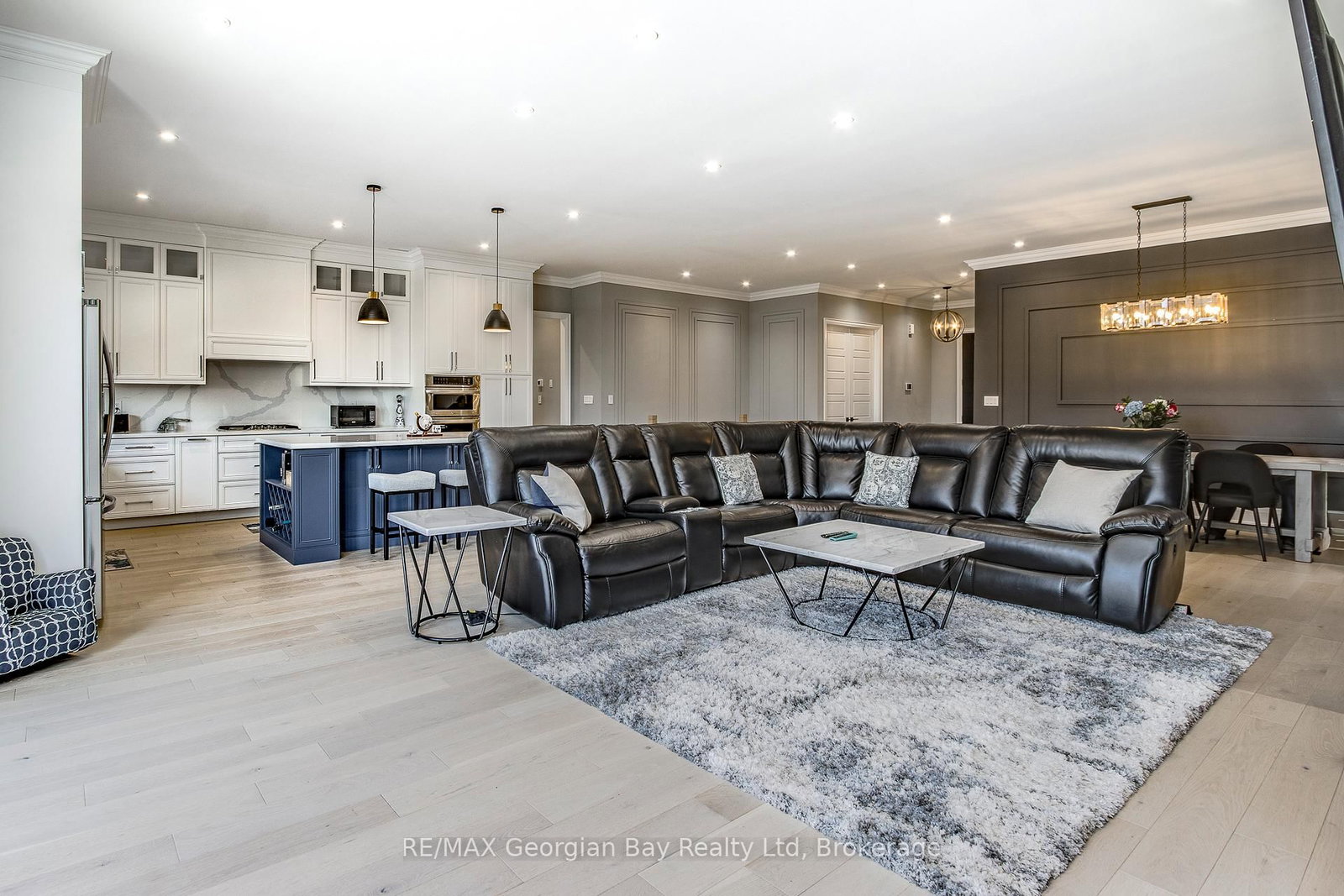 6 Caldwell Drive • Oro-Medonte, ON photo 5