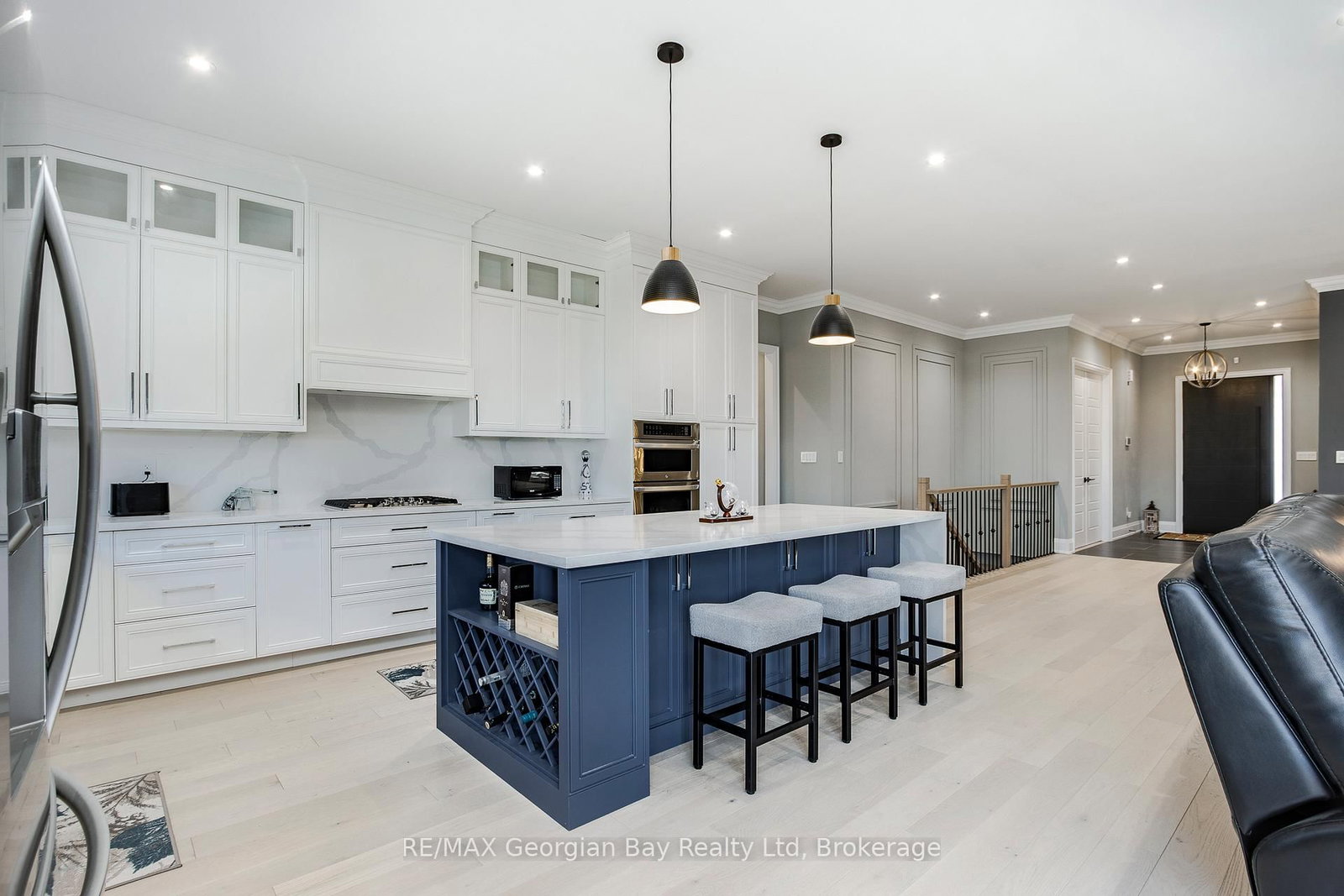 6 Caldwell Drive • Oro-Medonte, ON photo 9
