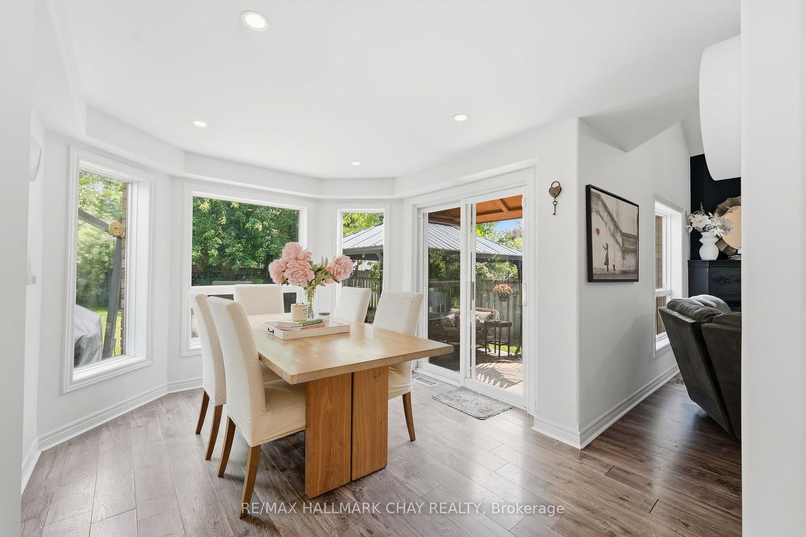 228 Wessenger Drive • Barrie, ON photo 14