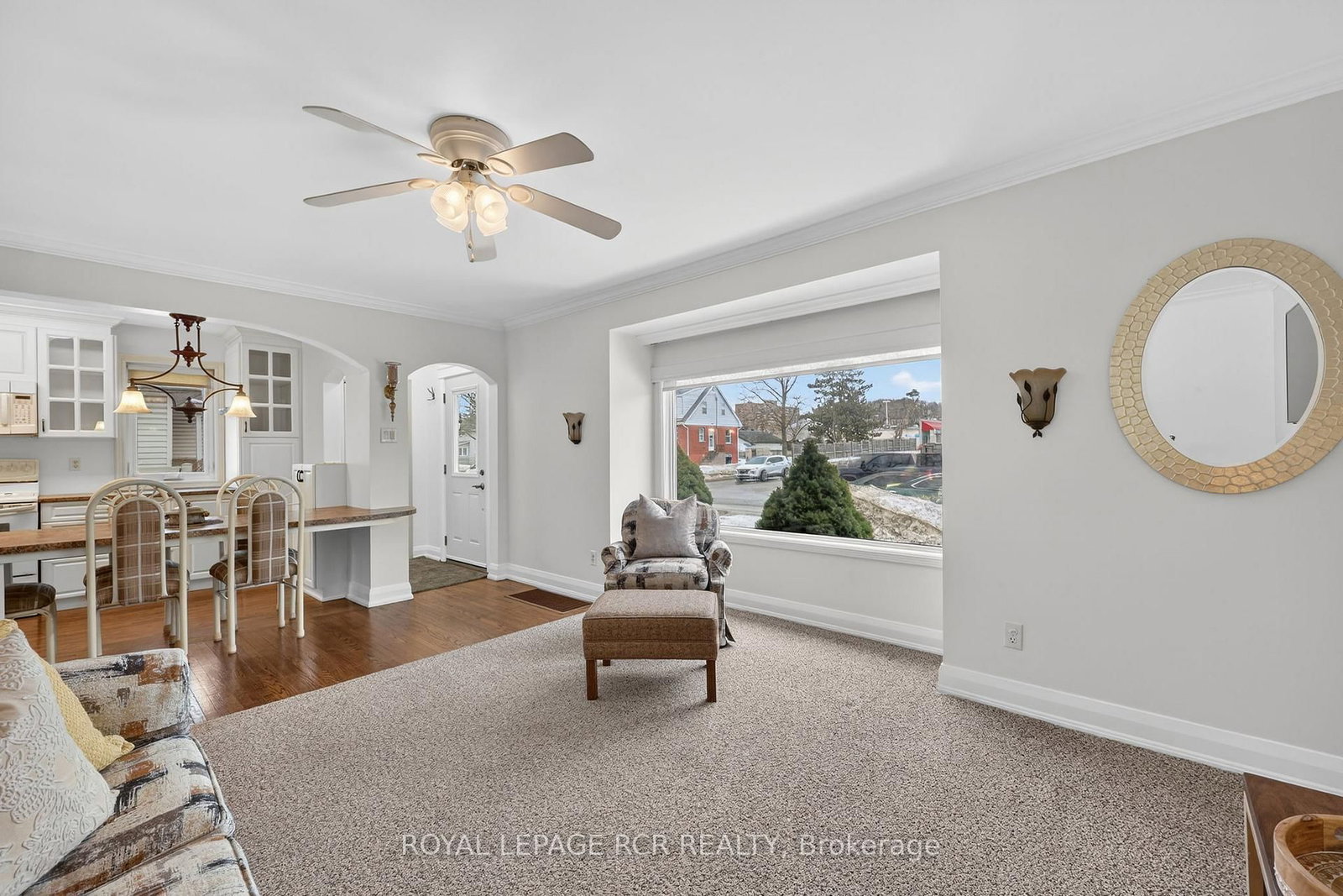 65 Donald Street • Barrie, ON photo 10