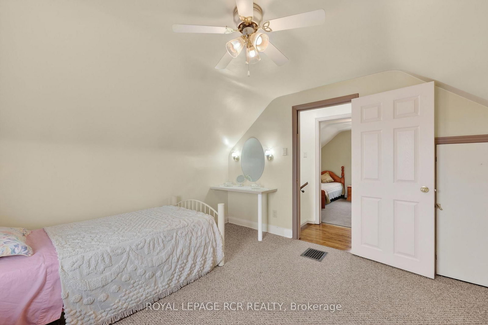 65 Donald Street • Barrie, ON photo 22