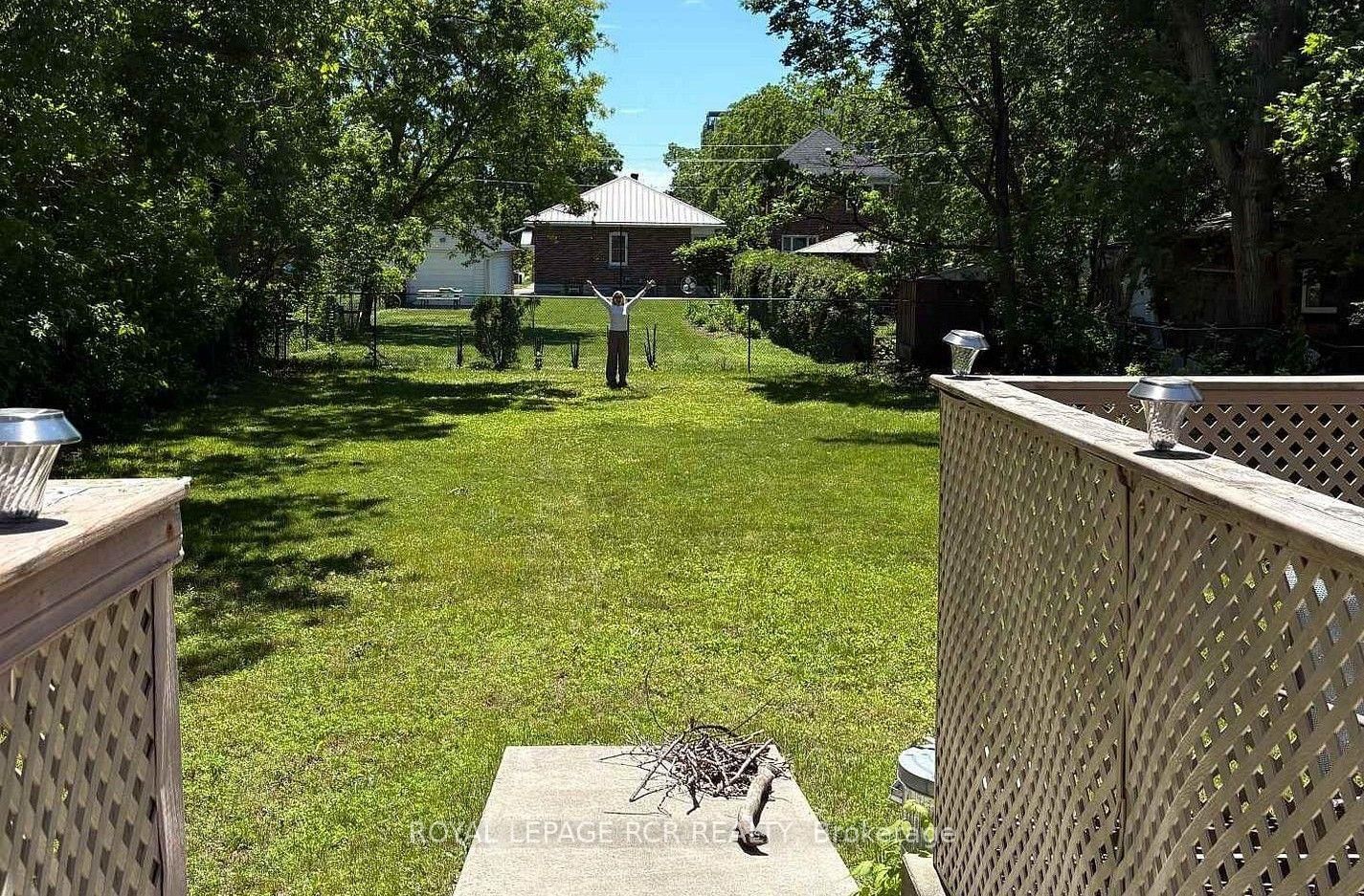 65 Donald Street • Barrie, ON photo 38