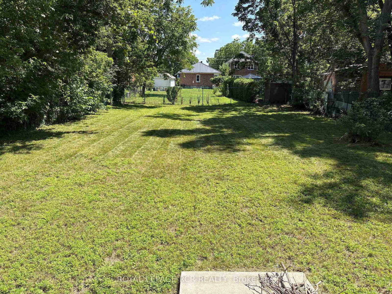 65 Donald Street • Barrie, ON photo 44