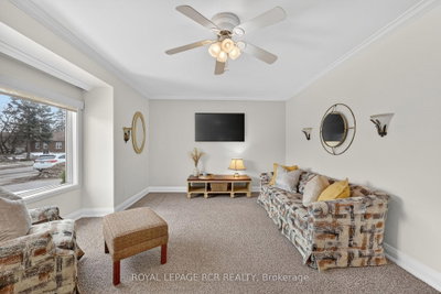 65 Donald Street • Barrie, ON photo 8