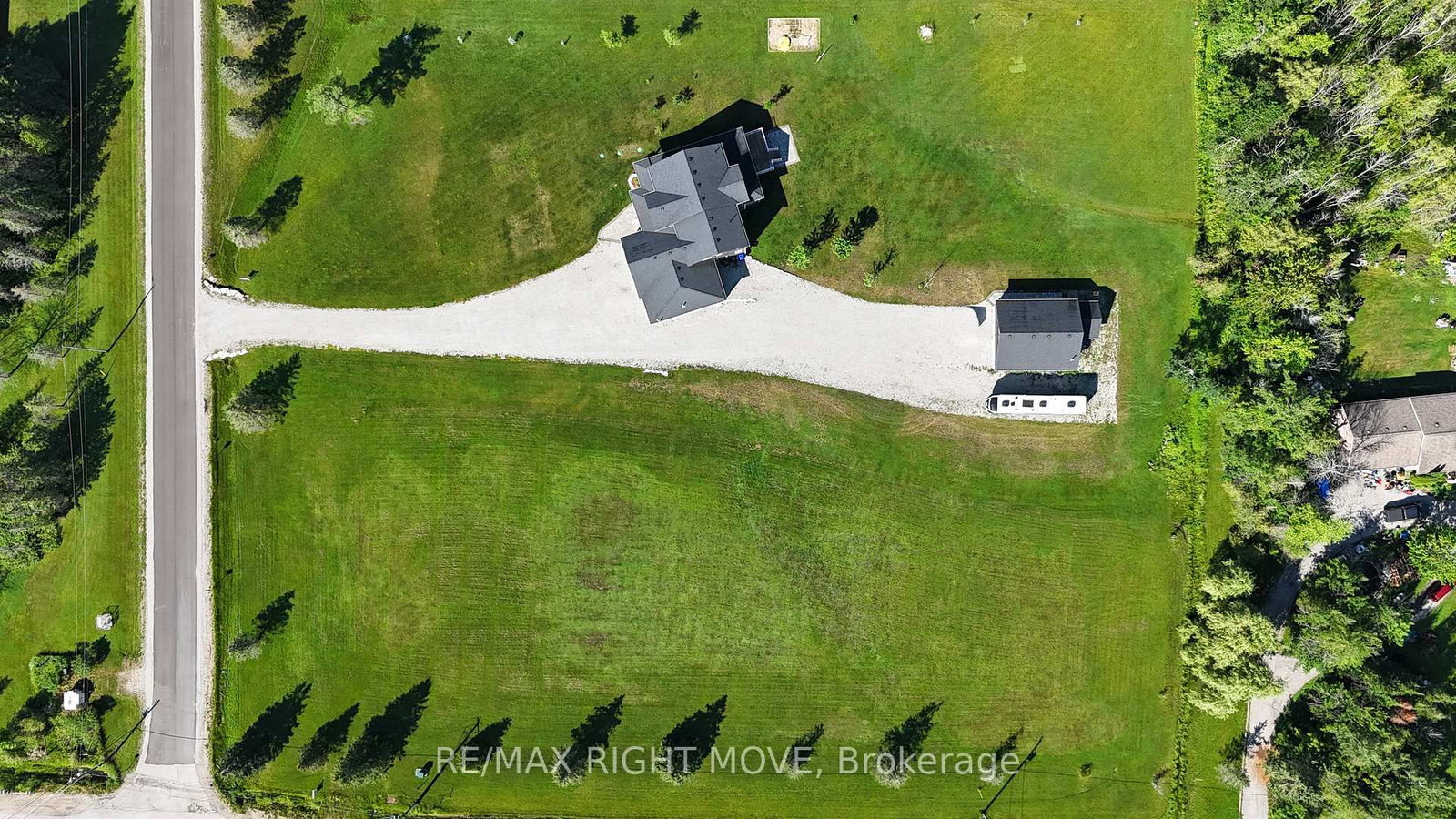 2448 Stockdale Road • Severn, ON photo 45