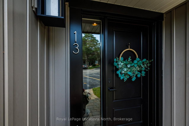 13 - 5 Harbour Street E