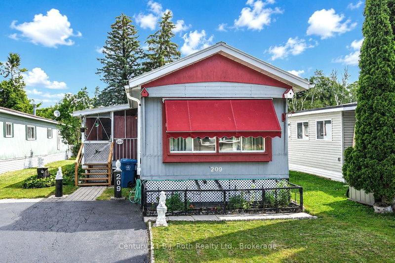 Lot 209 - 580 West Street S