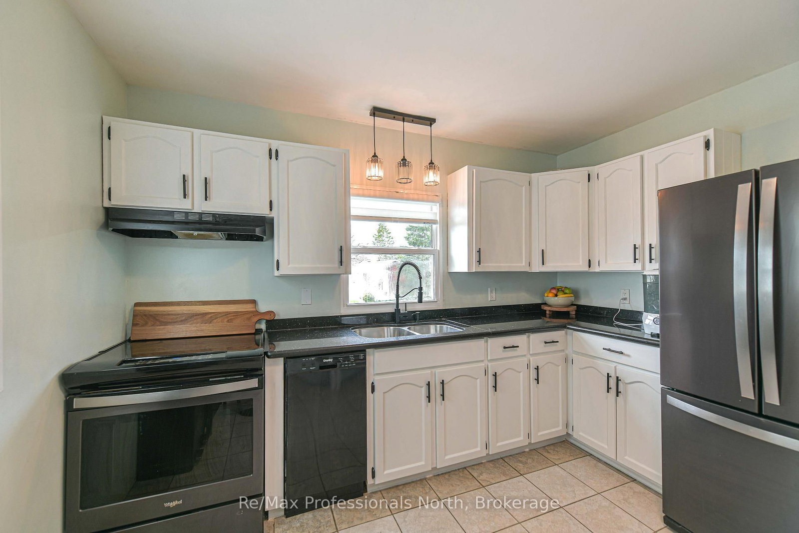 817 Eighth Avenue • Tay, ON photo 19