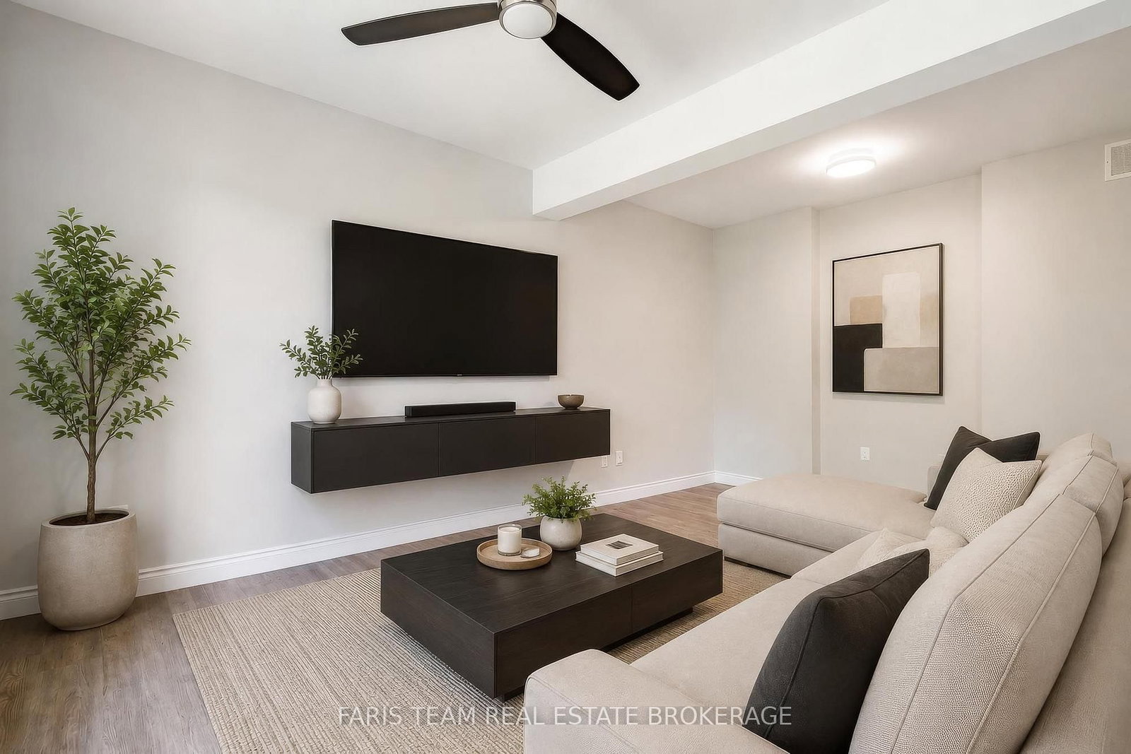 33 Sheppard Drive • Tay, ON photo 11