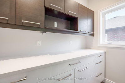 33 Sheppard Drive • Tay, ON photo 8