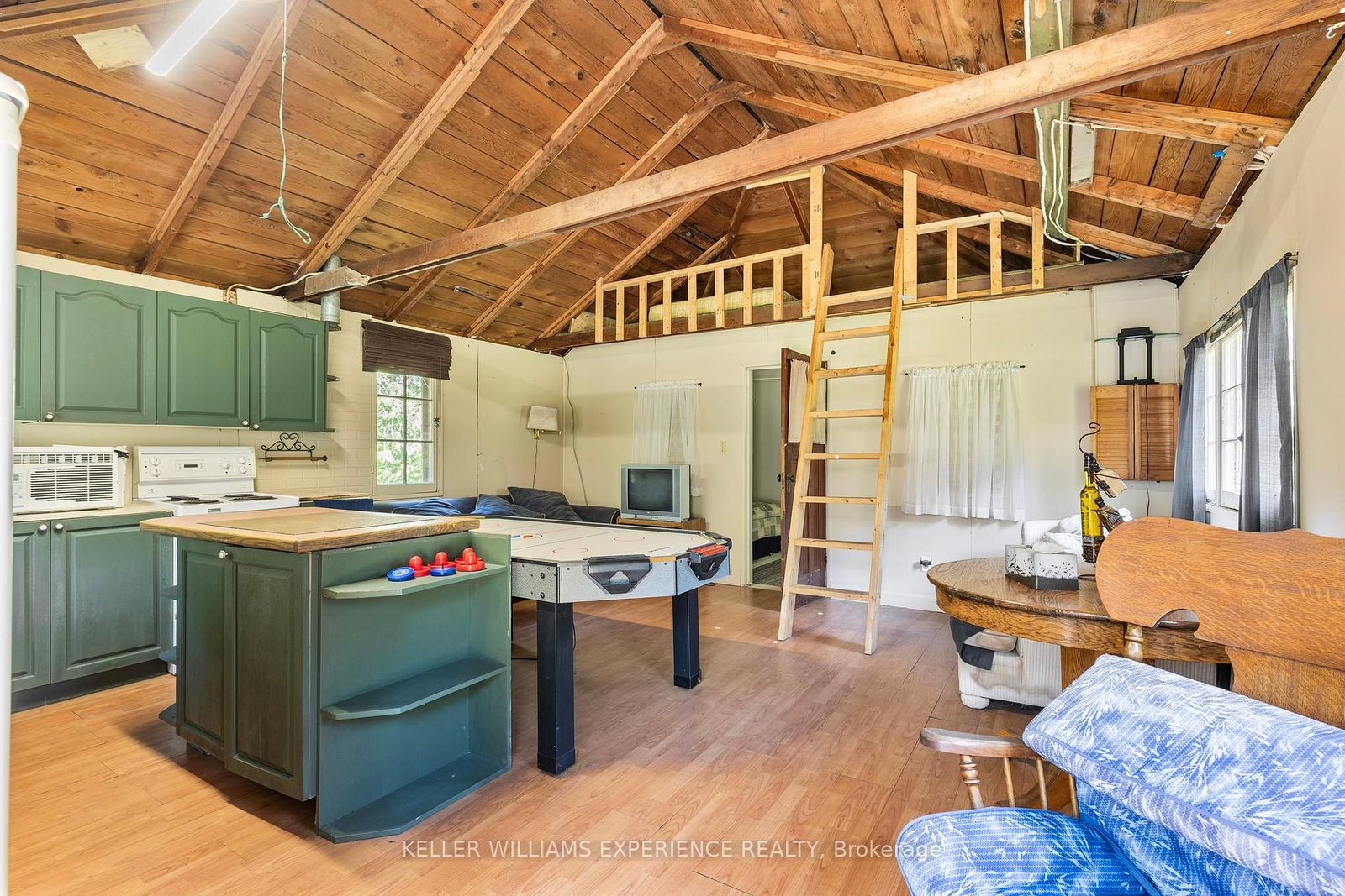 6 Orillia Road • Oro-Medonte, ON photo 10