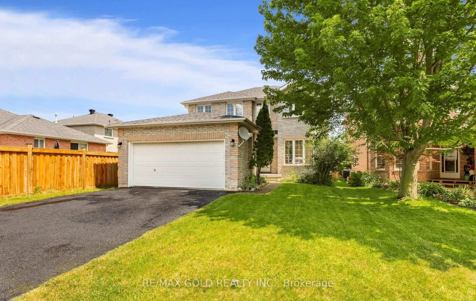 123 Ruffet Drive • Barrie, ON photo 2