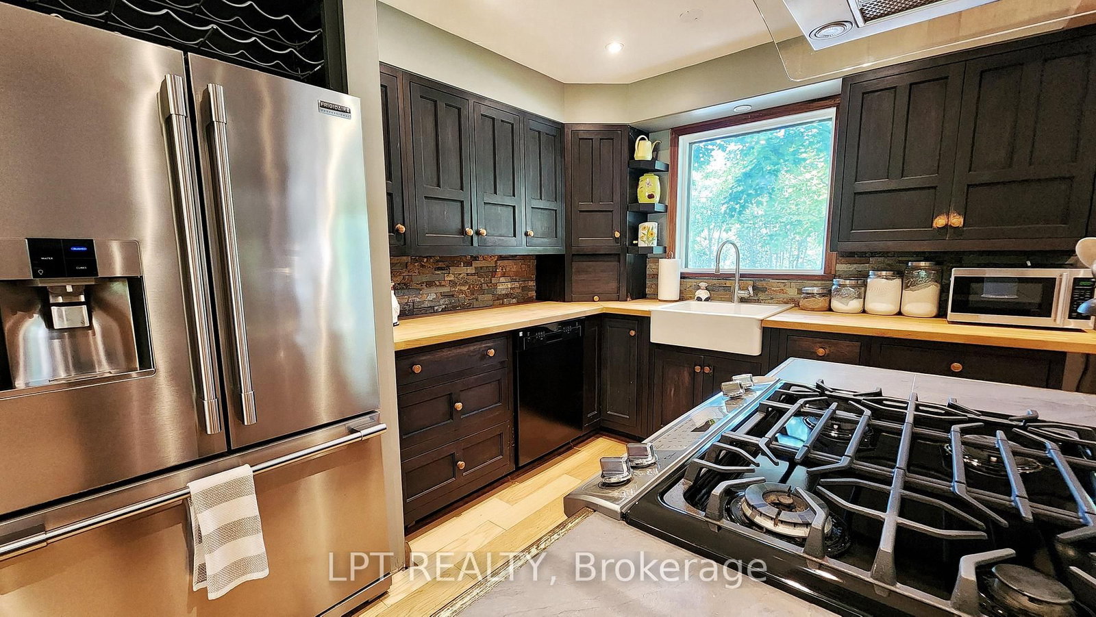 1644 Ridge Road E • Oro-Medonte, ON photo 9