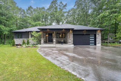 34 Oakwood Avenue