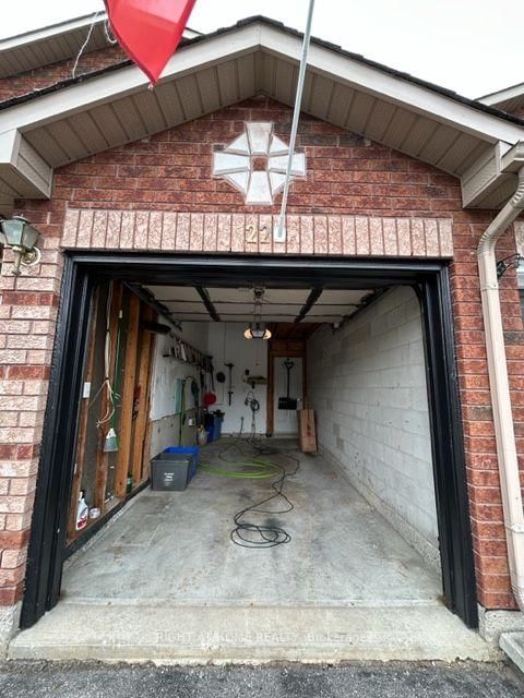 22 Lion's Gate Boulevard • Barrie, ON photo 18