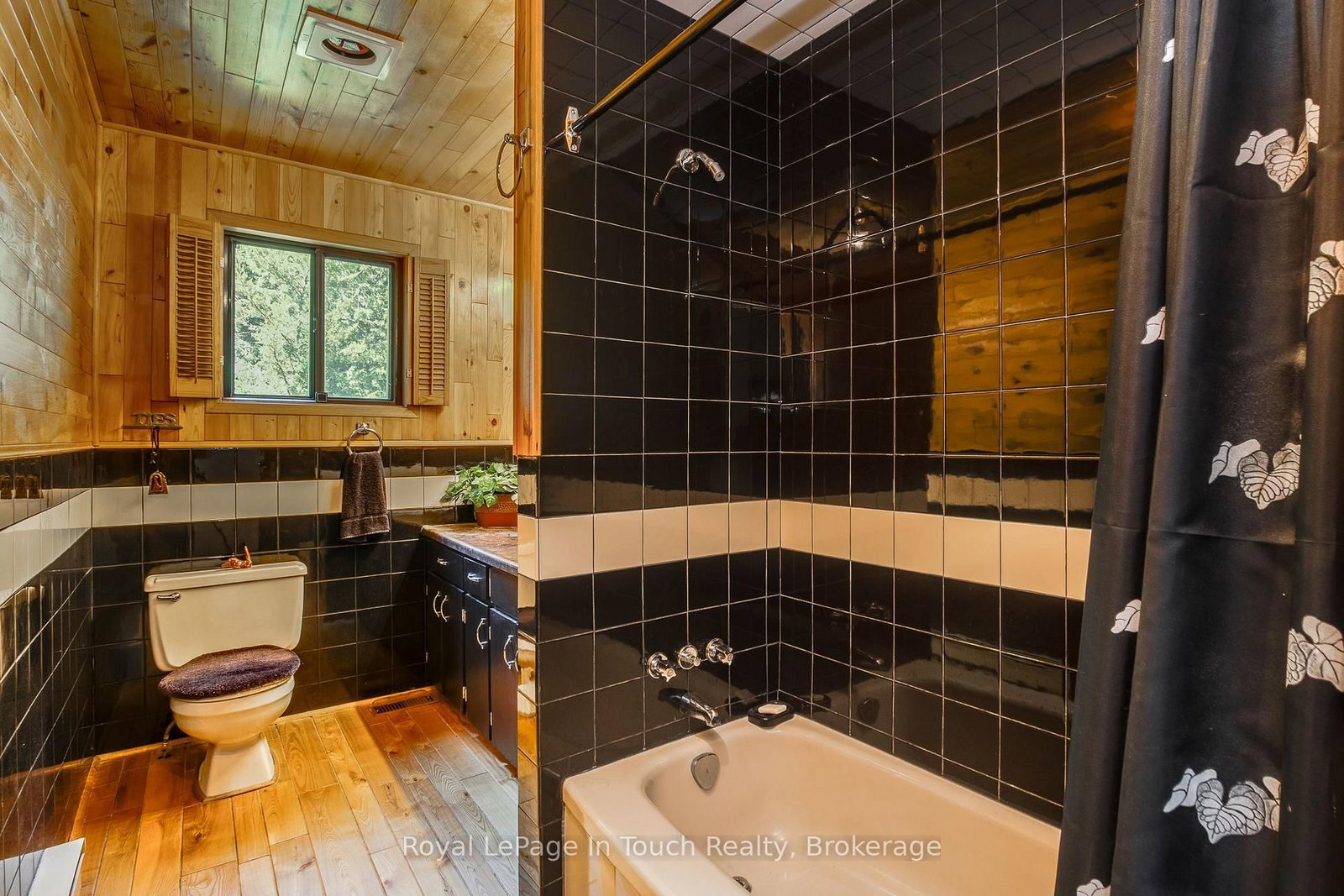12 Lincoln Avenue • Tiny, ON photo 21