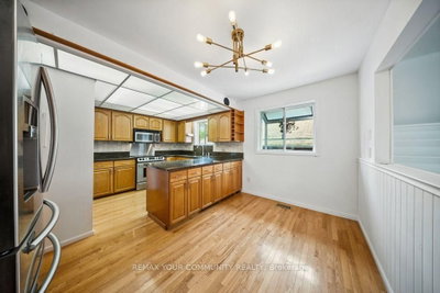 431 Innisfil Street • Barrie, ON photo 9