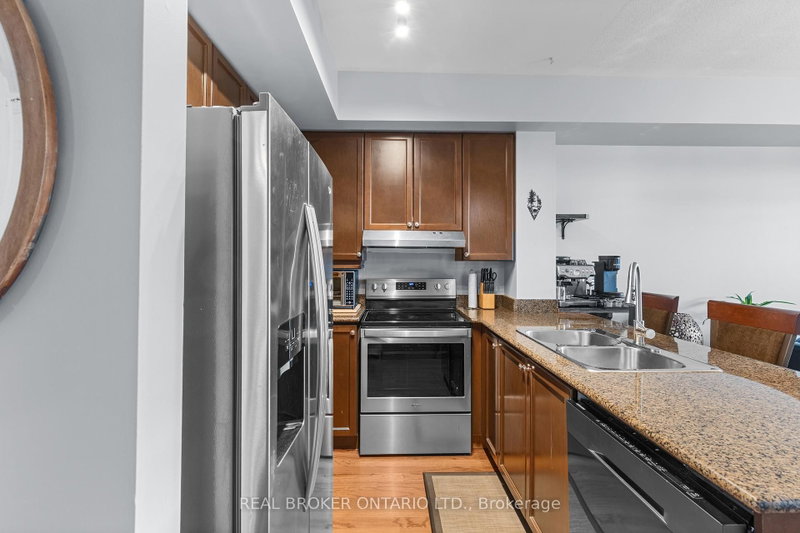 302 - 1 Shipyard Lane