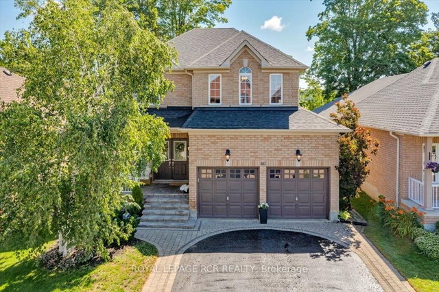 80 Versailles Crescent