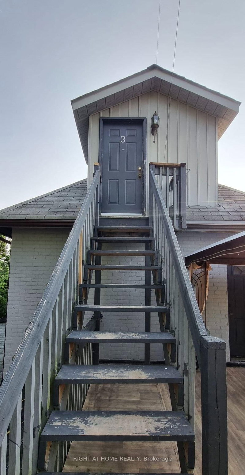 Unit 3 - 169 Bayfield Street
