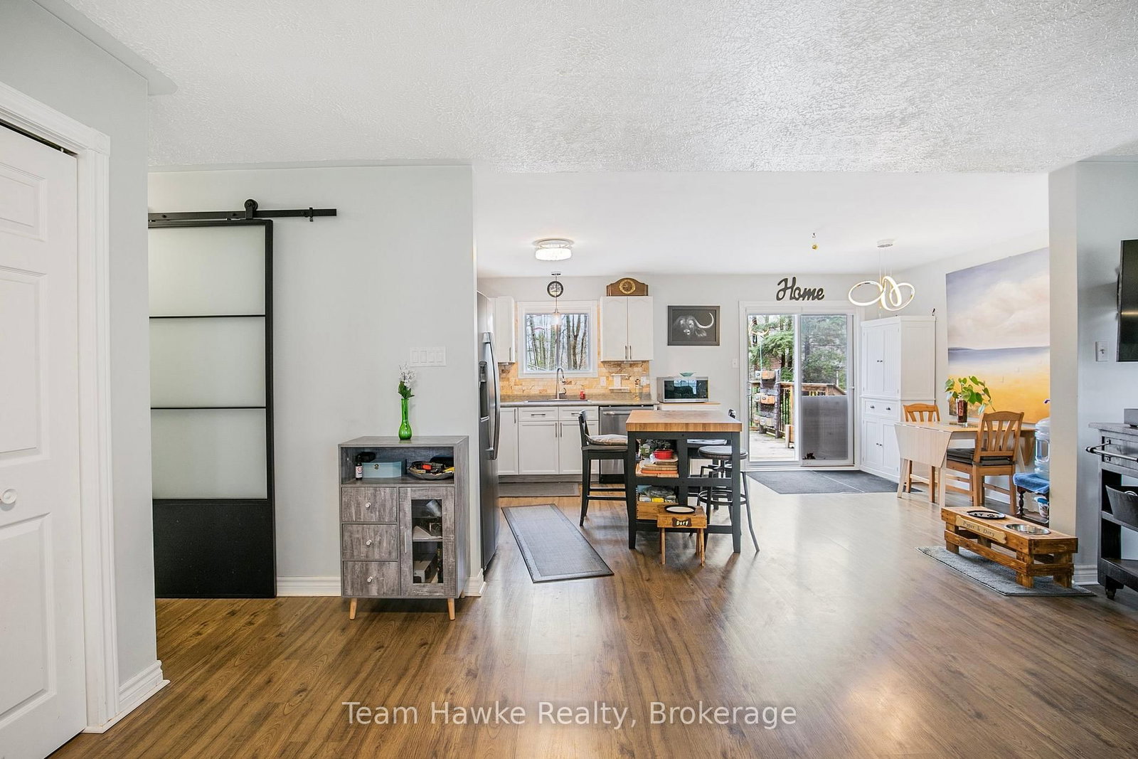 22 LAURIER Boulevard • Tiny, ON photo 6