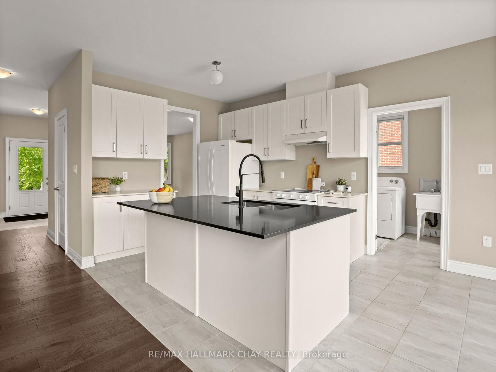 213 Mary Street • Clearview, ON photo 22