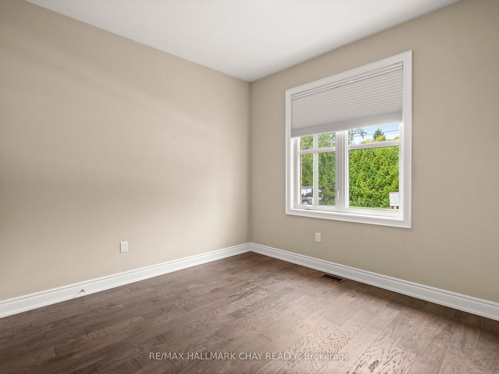 213 Mary Street • Clearview, ON photo 33