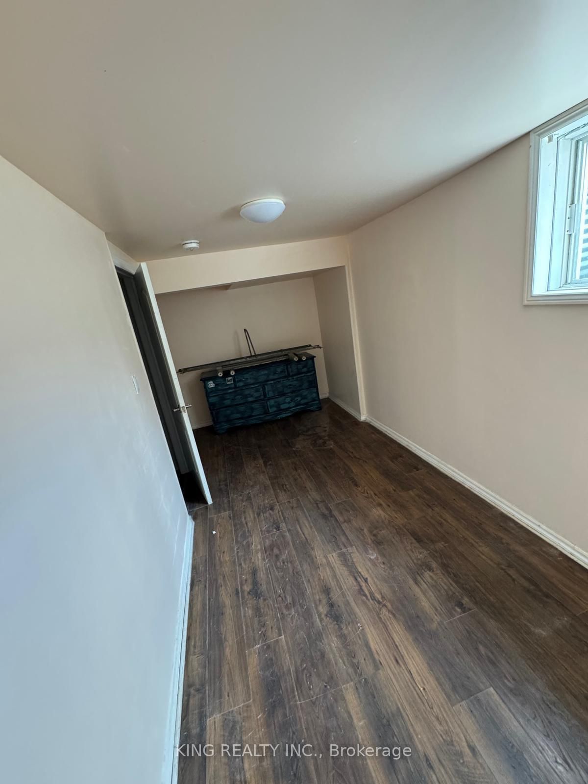 Basement - 48 Brighton Road, Barrie 2