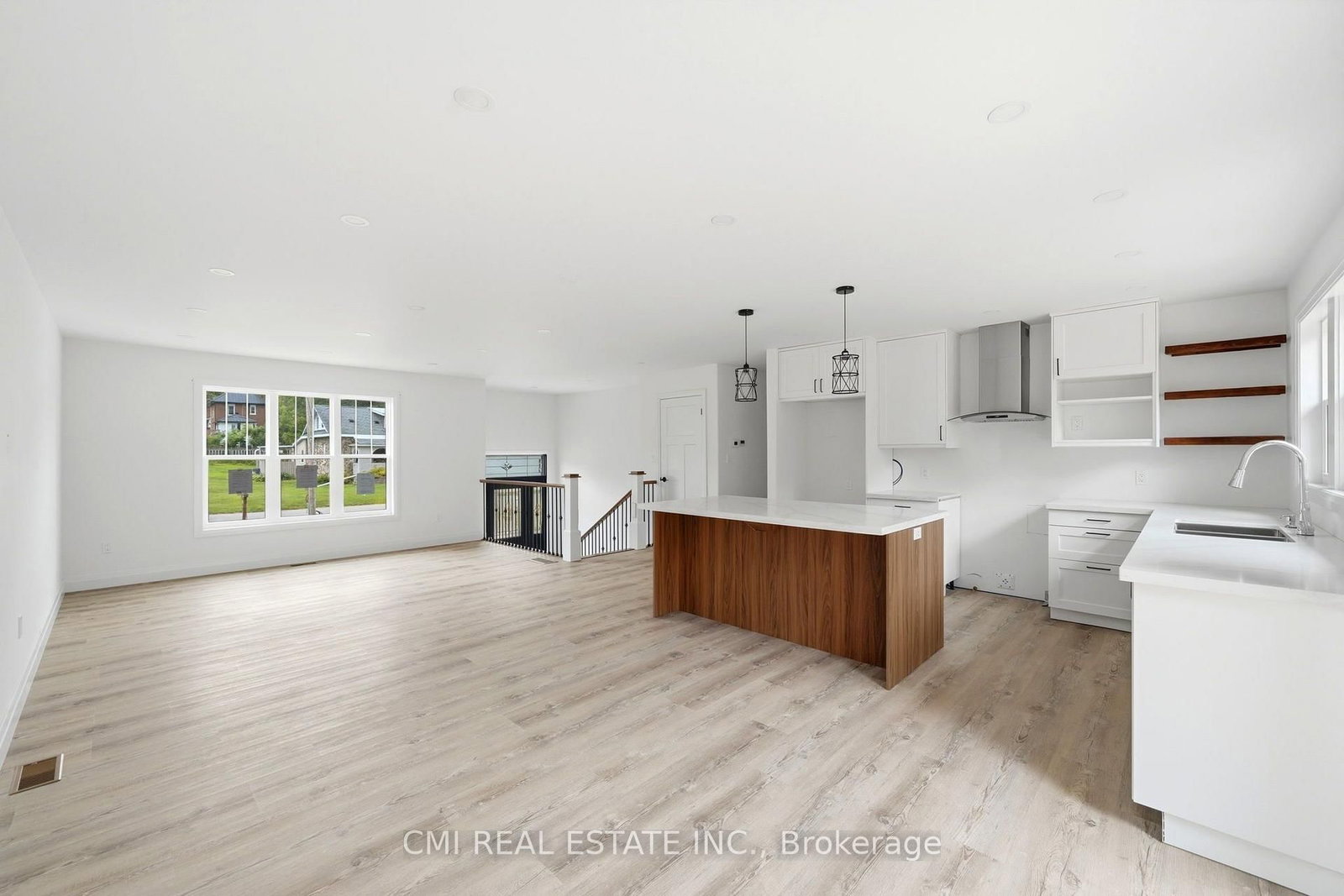 753 Fifth Avenue • Tay, ON photo 11