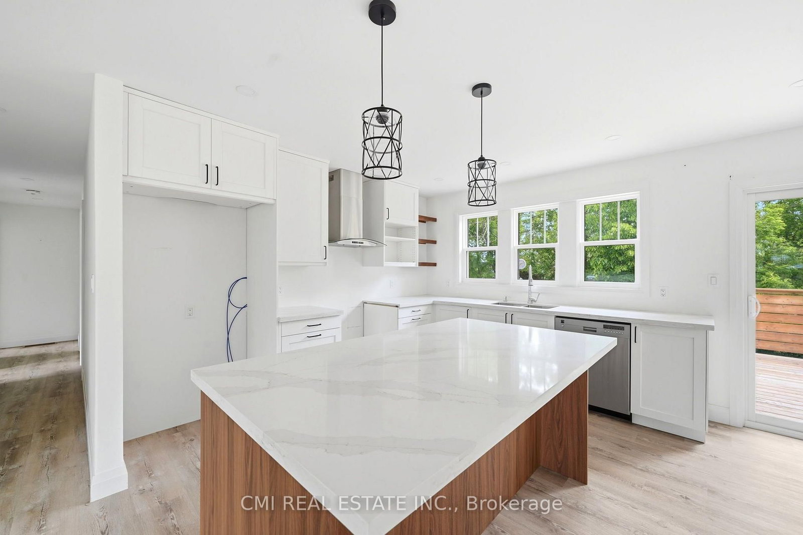 753 Fifth Avenue • Tay, ON photo 15