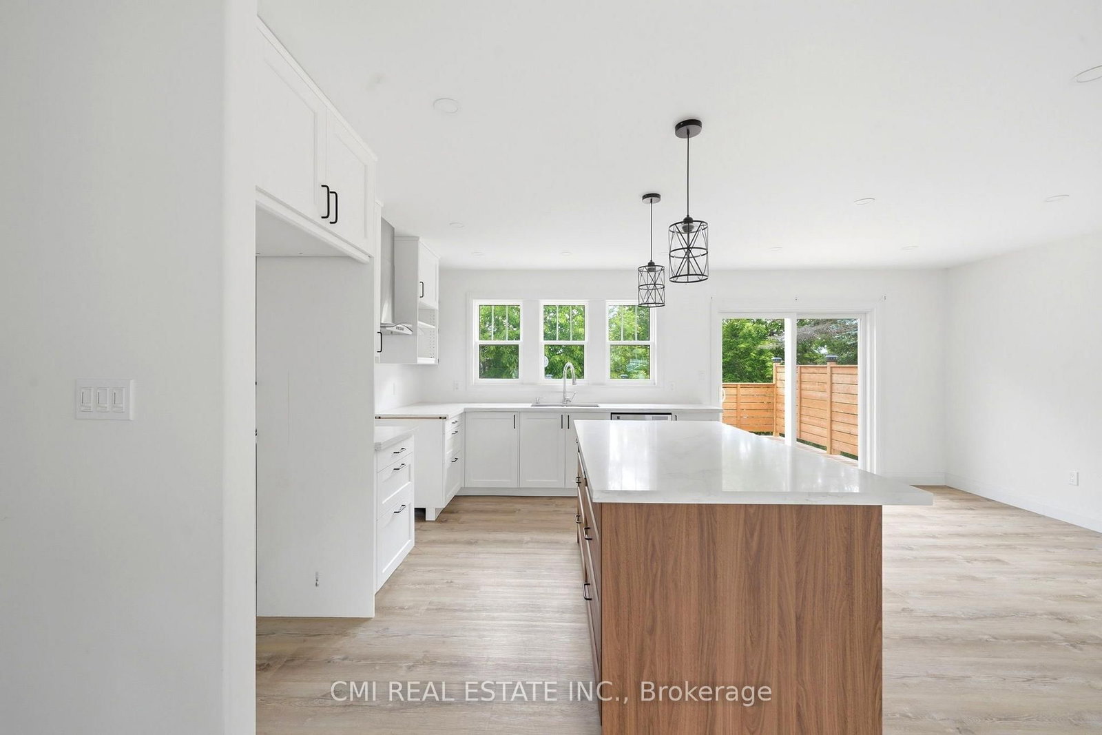 753 Fifth Avenue • Tay, ON photo 16