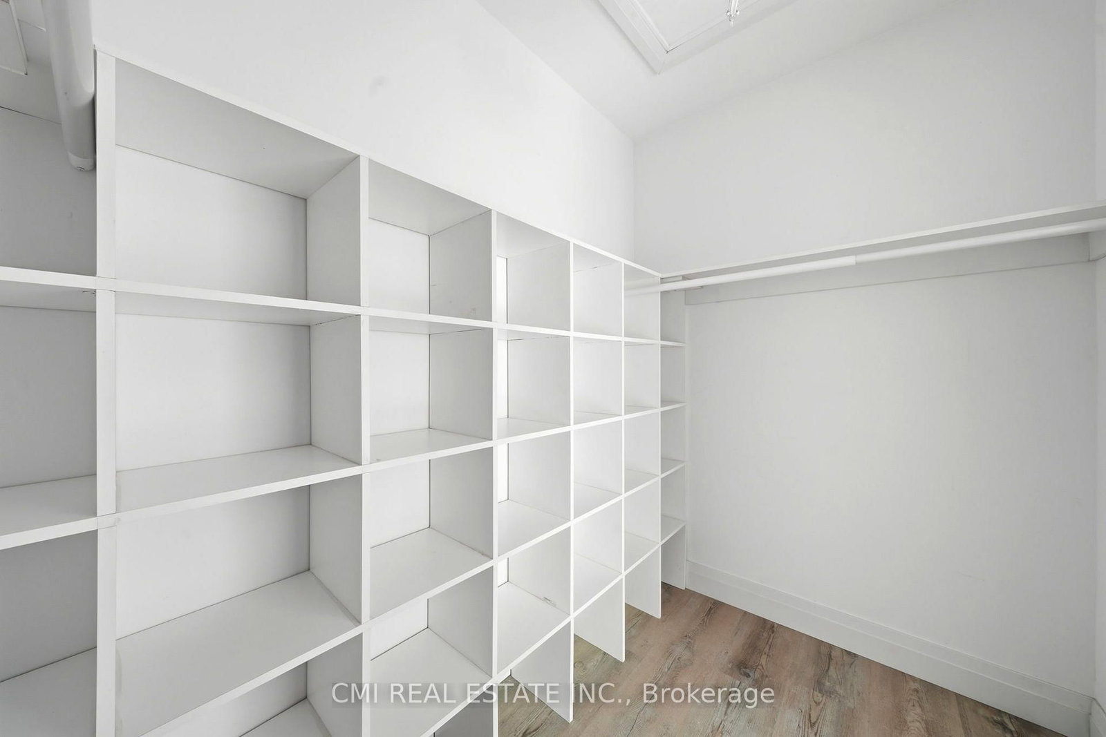 753 Fifth Avenue • Tay, ON photo 32