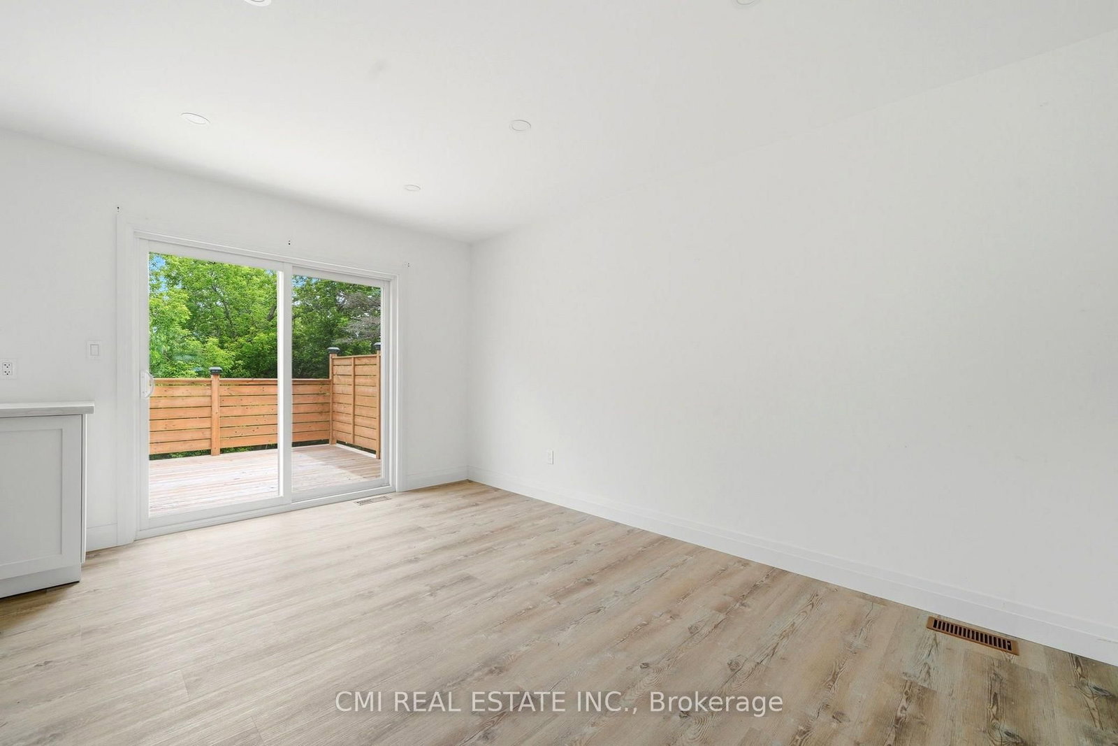 753 Fifth Avenue • Tay, ON photo 46