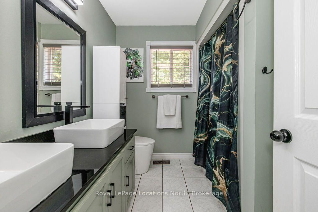 7 Coles Court • Wasaga Beach, ON photo 24