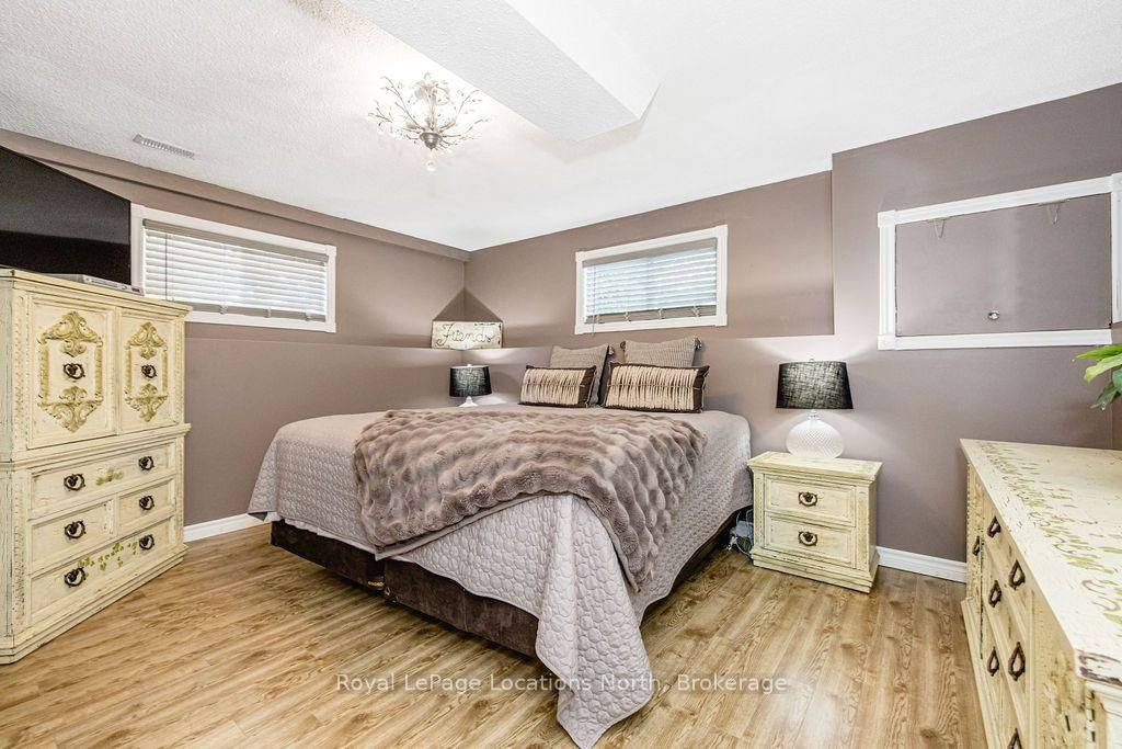 7 Coles Court • Wasaga Beach, ON photo 35