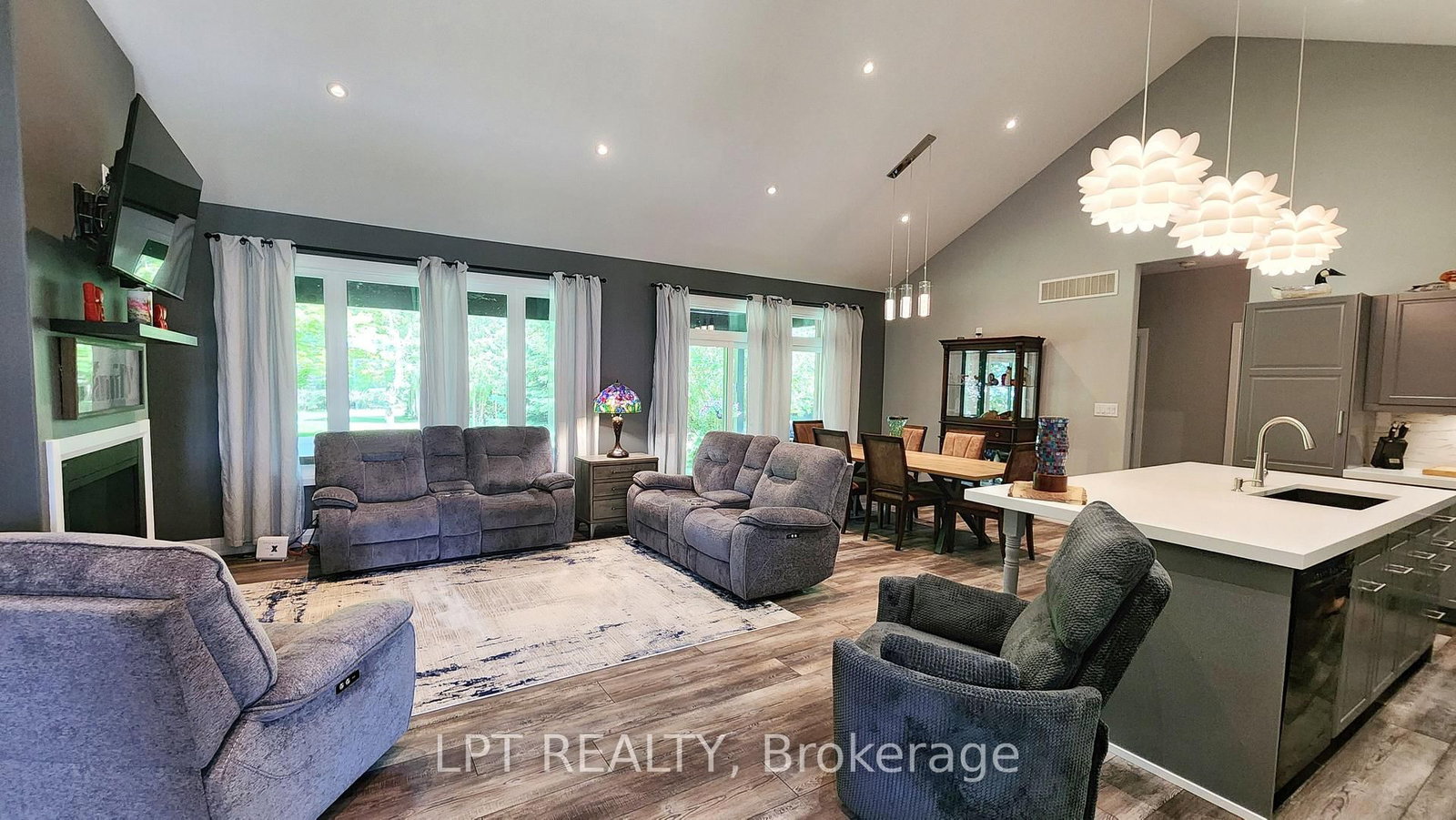 3265 Vigo Road • Springwater, ON photo 6