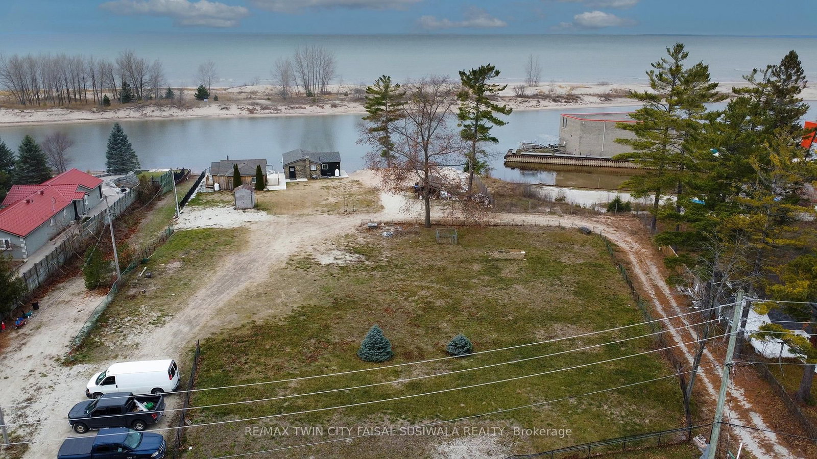 326 RIVER Road E • #A • Wasaga Beach, ON photo 8