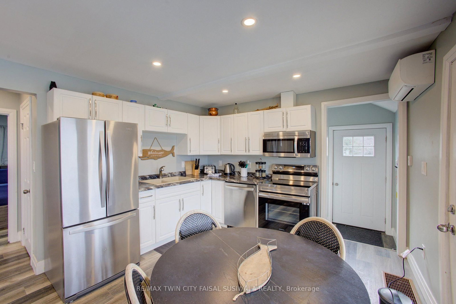 2 BROWNS Lane • Wasaga Beach, ON photo 18
