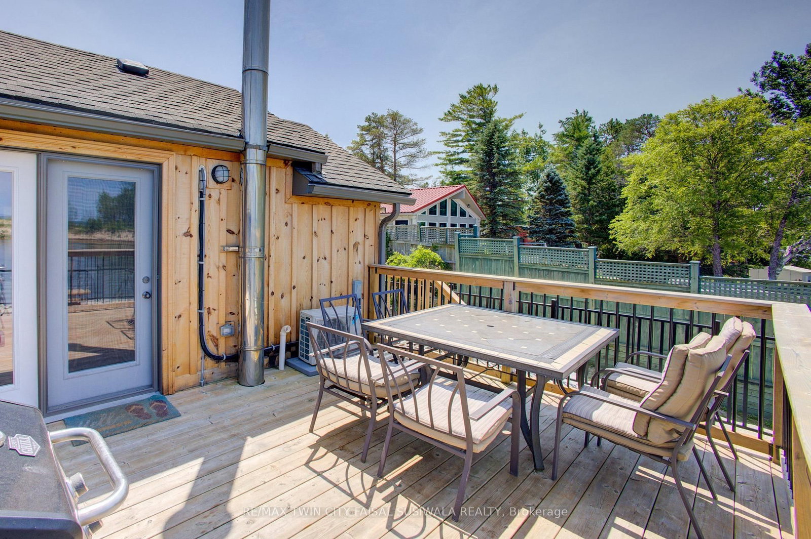 2 BROWNS Lane • Wasaga Beach, ON photo 6