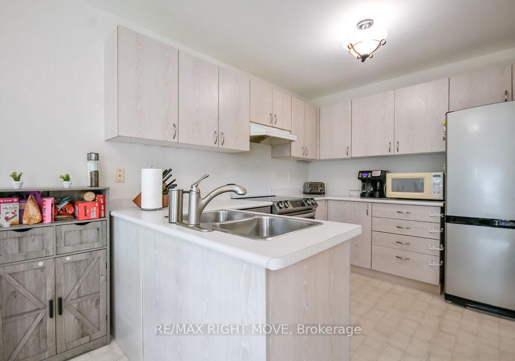 142 JULIA Crescent • Orillia, ON photo 14