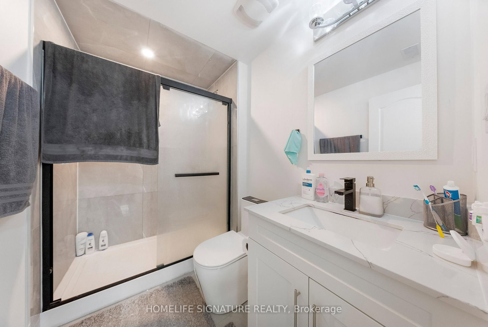 11 Ludlow Drive • Barrie, ON photo 43